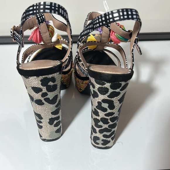 BETSEY JOHNSON MARCY EMBELLISHED ESPARDILLE PLATFORM HEELS SIZE 10 M - Picture 6 of 9